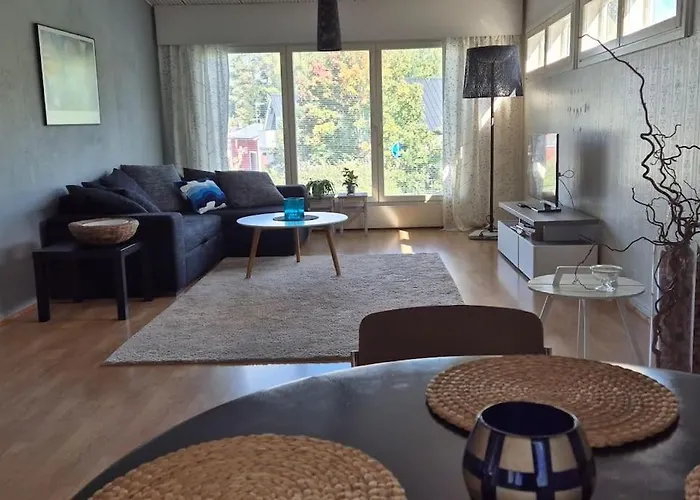 House With2 Bedroom, Bath, Sauna, And Big Yard